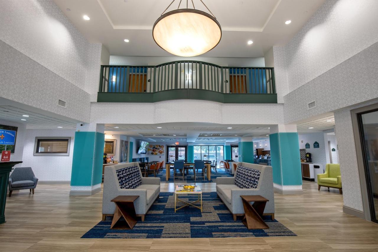 Wingate By Wyndham Lafayette Airport Hotel Екстериор снимка